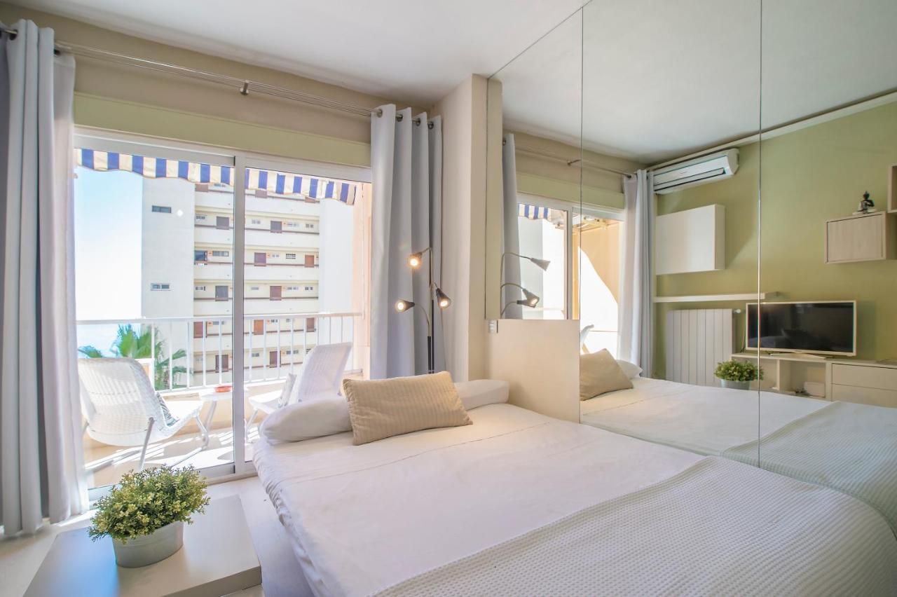 Cibeles...Estudio En El Paseo Maritimo....Wifi Marbella Exterior photo