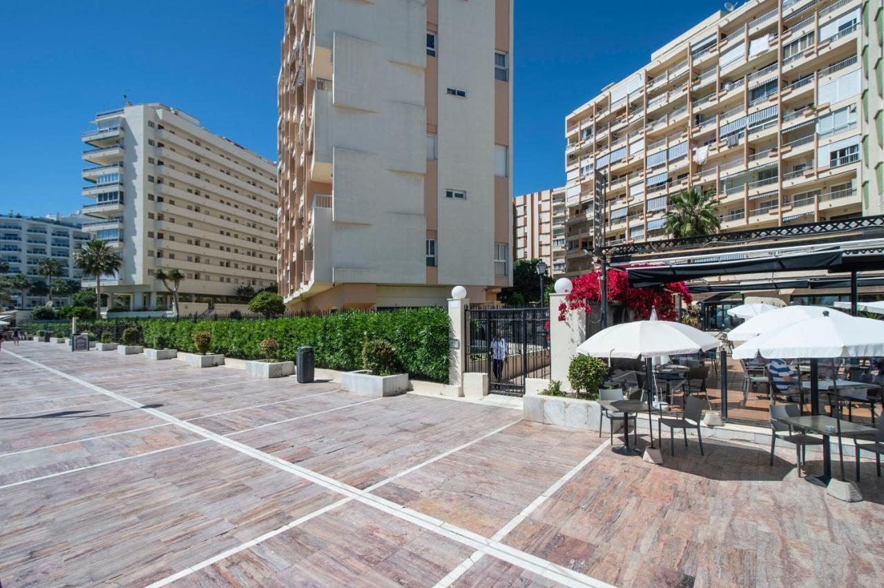 Cibeles...Estudio En El Paseo Maritimo....Wifi Marbella Exterior photo