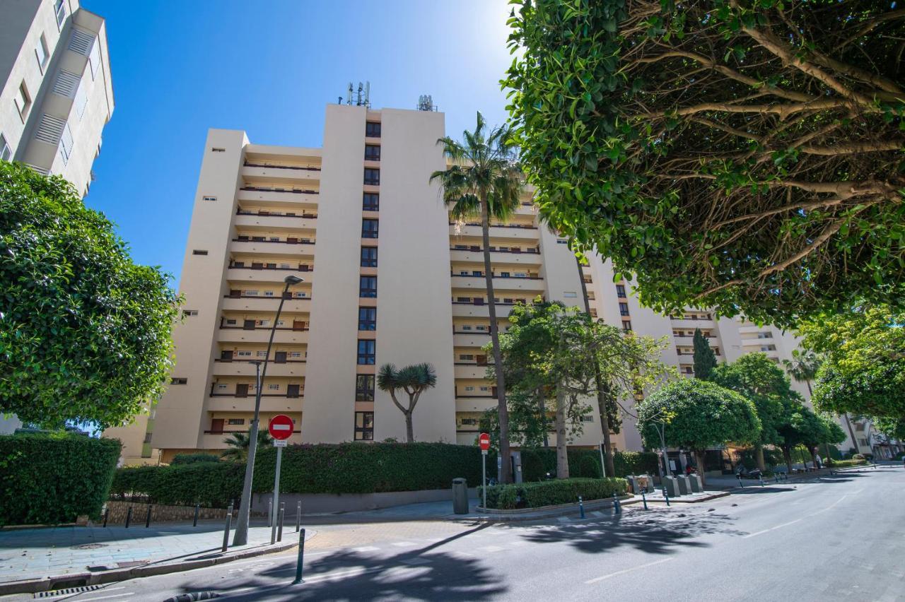 Cibeles...Estudio En El Paseo Maritimo....Wifi Marbella Exterior photo