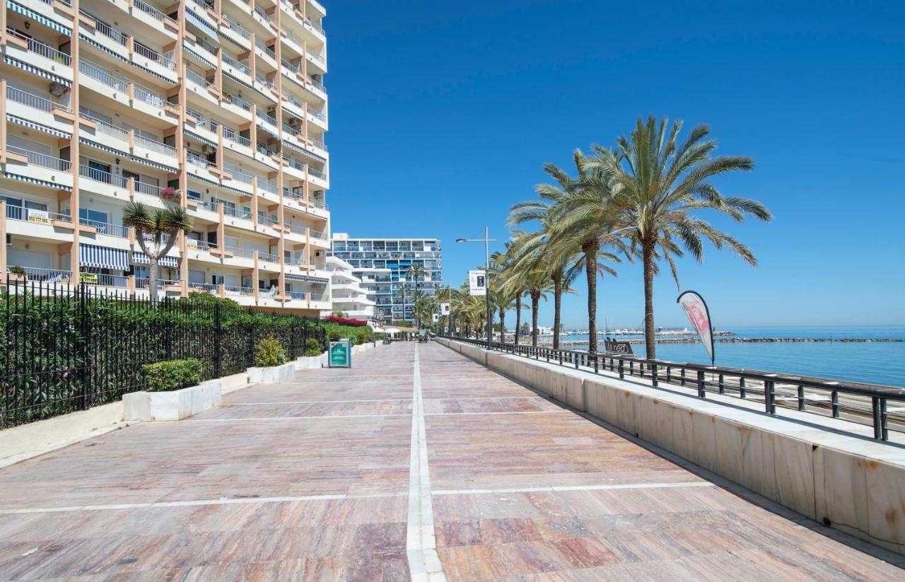 Cibeles...Estudio En El Paseo Maritimo....Wifi Marbella Exterior photo