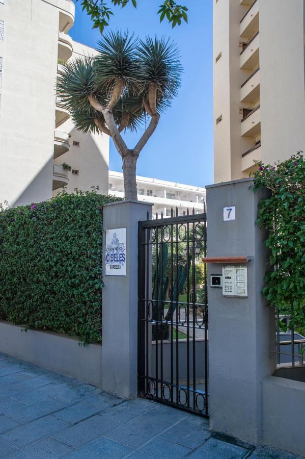 Cibeles...Estudio En El Paseo Maritimo....Wifi Marbella Exterior photo
